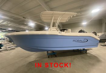 2024 Robalo R200 Solid Steel Blue Boat